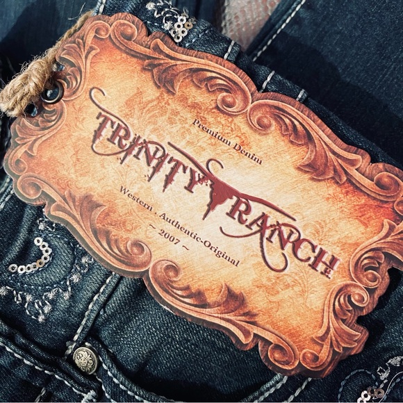 Trinity Ranch Bootcut Jeans - Picture 14 of 15